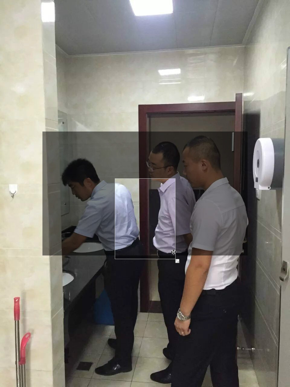 公司對明園項目部進(jìn)行定期質(zhì)量控制檢查